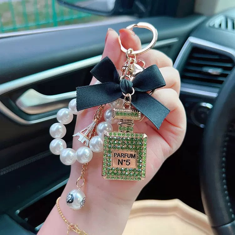 Stylish keychain/bag charm.