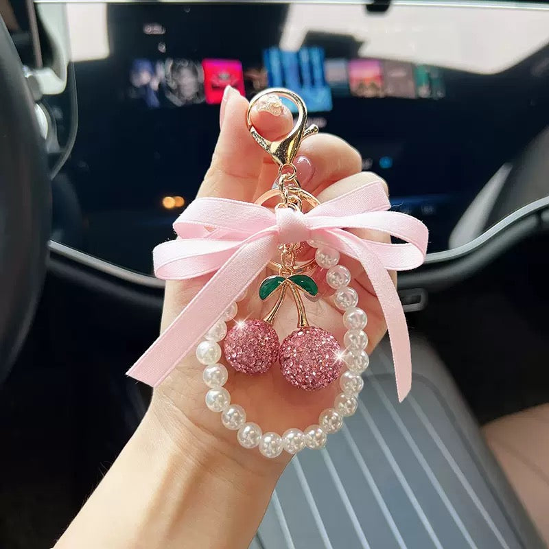 Stylish keychain/bag charm.